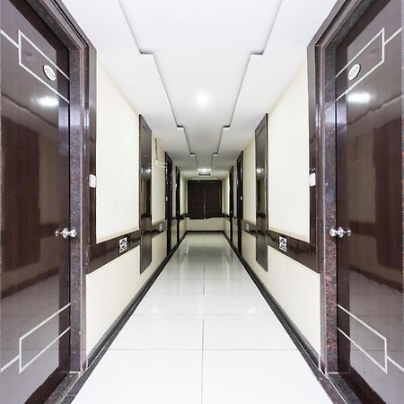 Capital O Swan Paradise Indore Exteriör bild