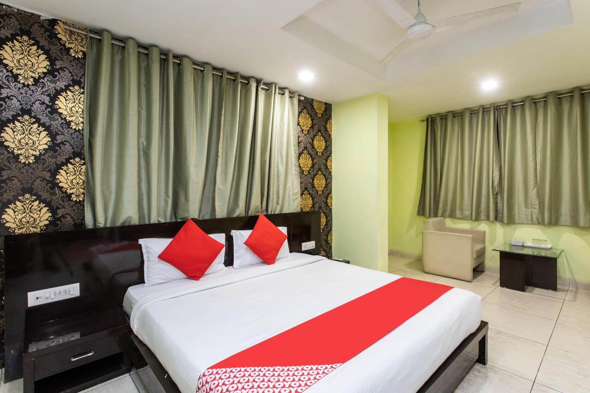 Capital O Swan Paradise Indore Exteriör bild